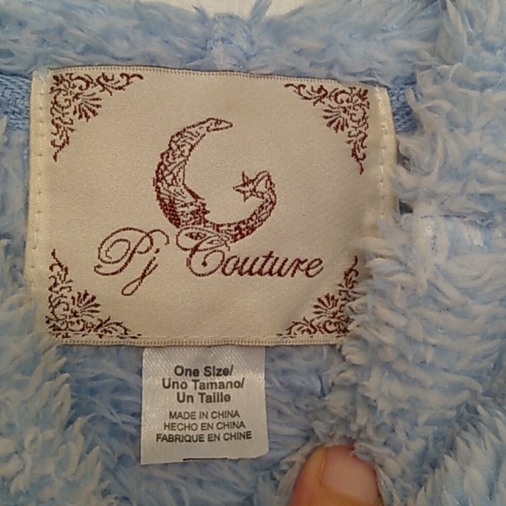 PJ Couture  Soft Fuzzy Poncho Cape Bat Wing Hoodie - Picture 5 of 8